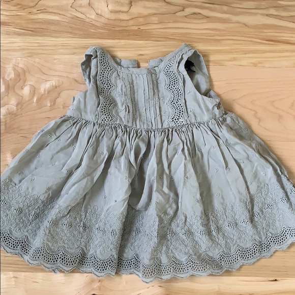 baby gap eyelet dress